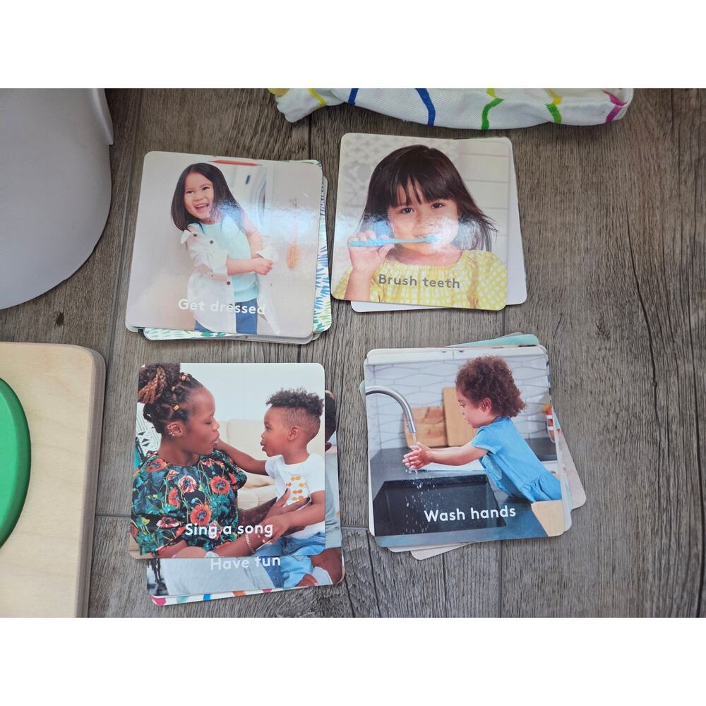 Lovevery Montessori Toddler Learning Toy Bundle Play Sink Puzzle Board Book - Picture 3 of 7